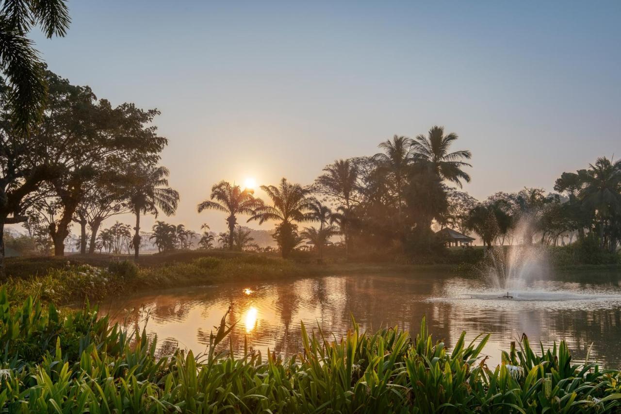 Awei Metta Otel Yangon Dış mekan fotoğraf